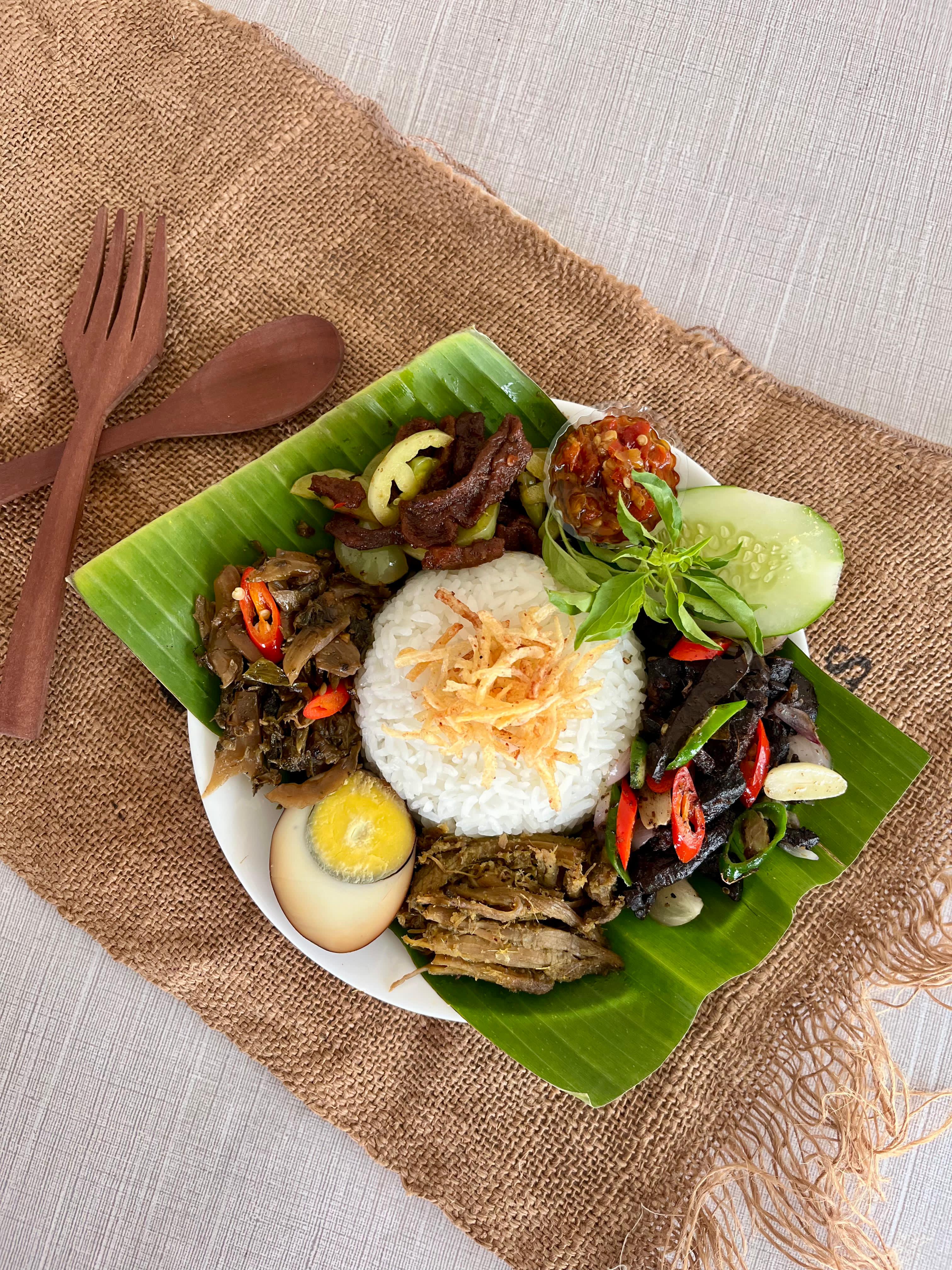 nasi leko komplit