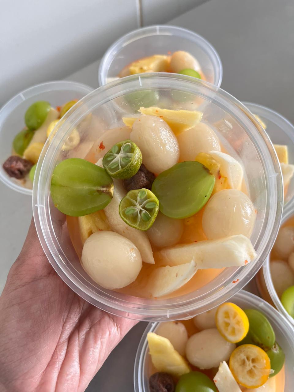Asinan buah